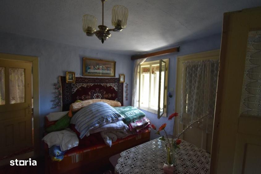 Casă cu 3 camere cu Teren 1500 Mp în Sava
