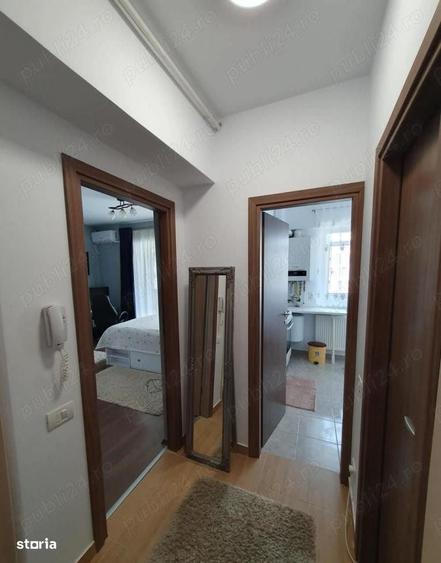 Garsonieră decomandată în Politehnica