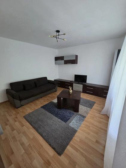 Apartament cu 2 camere decomandat în Govândari
