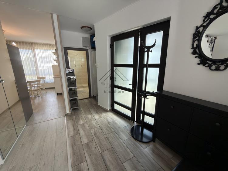 Duplex cu 4 camere cu Canalizare în Florești