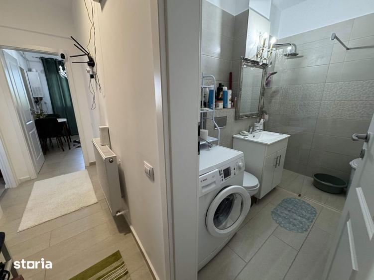 Apartament cu 2 camere decomandat, mobilat în Central