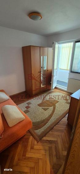 Apartament cu 3 camere, mobilat în Olimpia-Stadion