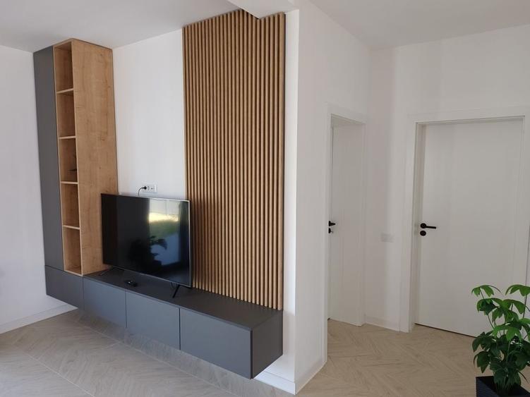 Casă cu 3 camere cu Teren 400 Mp în Olteni