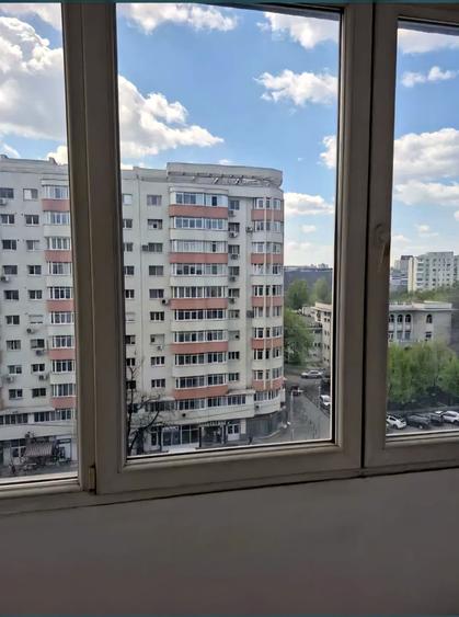 Apartament cu 3 camere decomandat în Chișinau