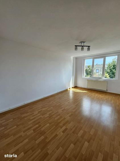 DE VANZARE APARTAMENT 2CAMERE DECOMANDAT - 9