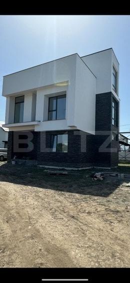 Casă individuală cu 3 camere cu Canalizare în Sud-Vest