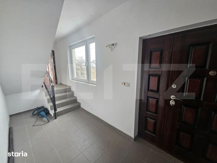 Casă cu 4 camere în Șimnicu de Jos