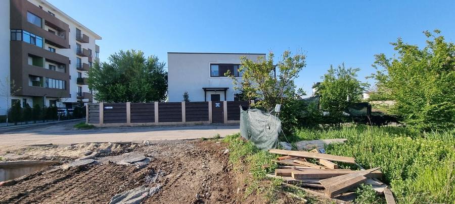 Teren Construcții intravilan de 10000 mp, în Prelungirea Ghencea