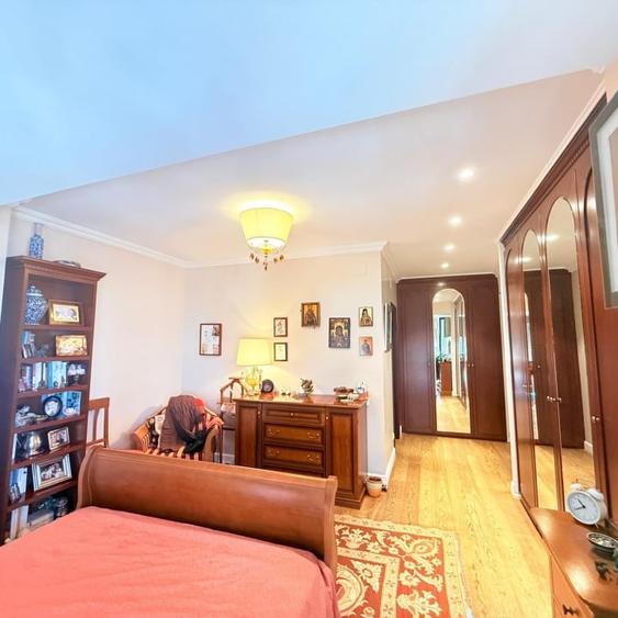 Apartament cu 4 camere decomandat, mobilat în Ștefan cel Mare