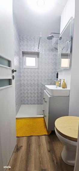 Apartament cu 4 camere în Astra