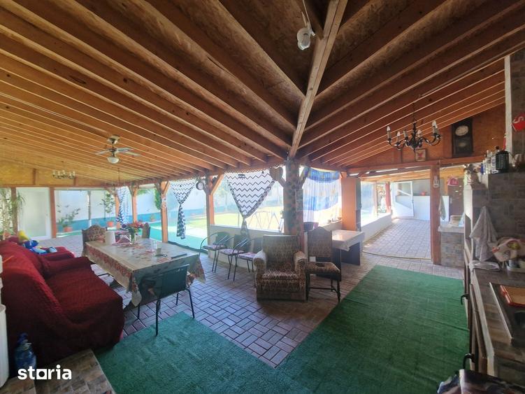 Valu lui Traian- Vila P+1, 4 camere, 1 garaj, teren 716mp-260.000e neg - 1