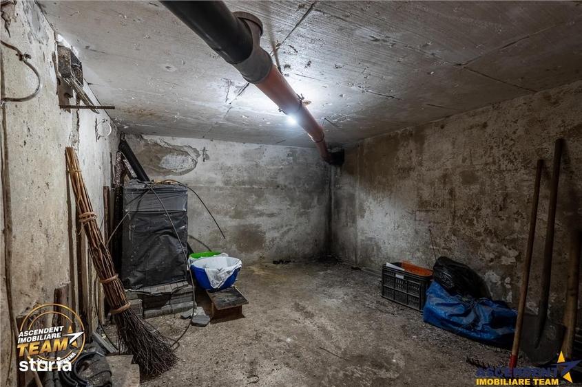 Casă cu 2 camere cu Teren 186 Mp în Simeria