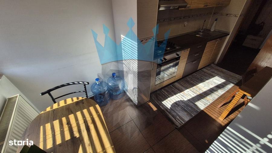 Apartament cu 3 camere, mobilat în Berceni