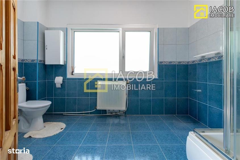 Casă cu 4 camere în Central