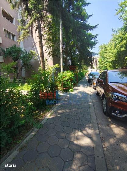 Apartament cu 4 camere decomandat în Copou
