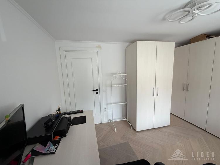 Duplex cu 4 camere cu Canalizare în Borhanci