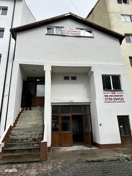 Spațiu comercial, de 310 mp, în Mârșa