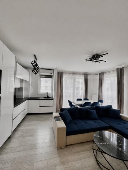 Apartament cu 3 camere decomandat în Central