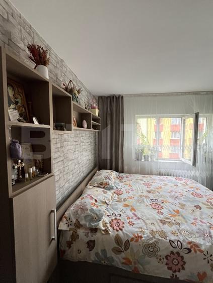 Apartament cu 2 camere decomandat, mobilat în Independenței