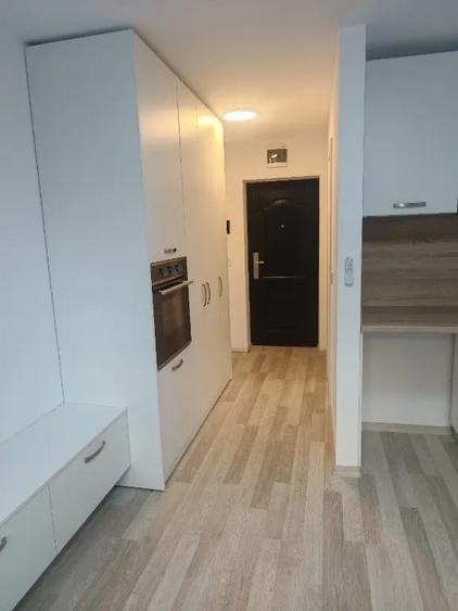 Garsonieră decomandată în Narcisa