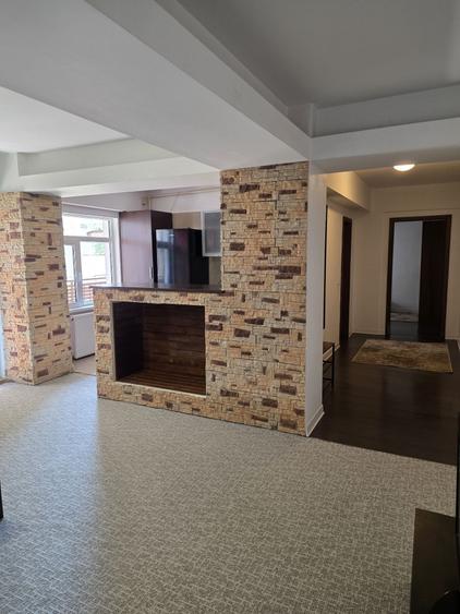 Apartament cu 2 camere decomandat în Mogoșoaia