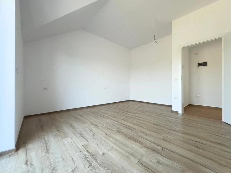 Casă cu 4 camere cu Teren 357 Mp în Covaci