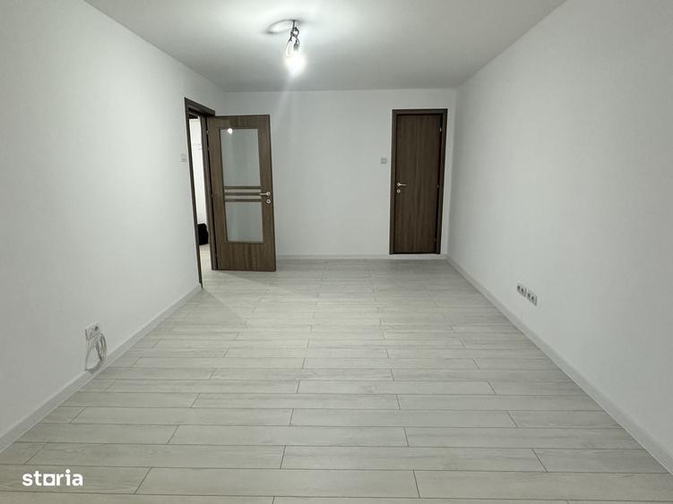 Garsonieră decomandată în 13 Septembrie