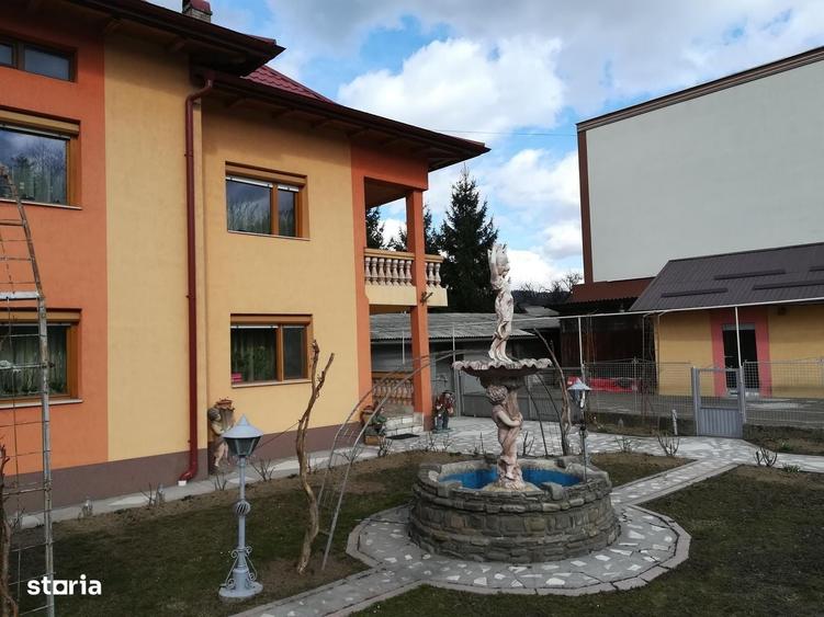Casă cu 4 camere în Gura Humorului