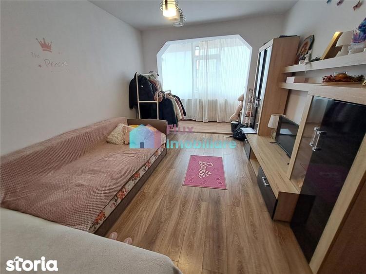 Apartament cu 2 camere decomandat în Precista