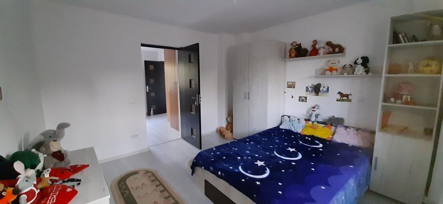 Casă cu 4 camere în Topliceni