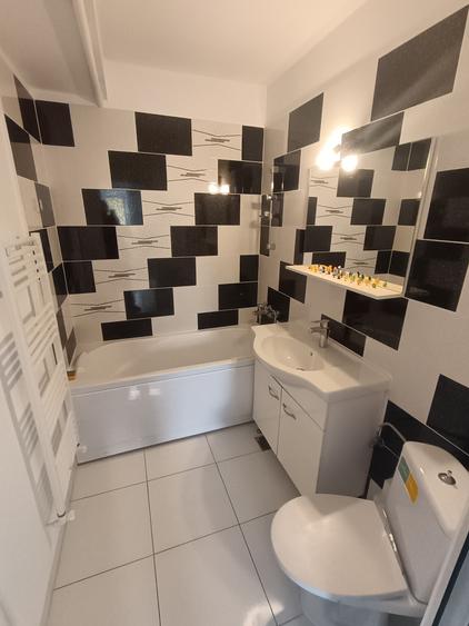 Apartament cu 2 camere decomandat, mobilat în Alexandru cel Bun