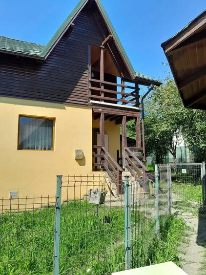Casă cu Teren 250 Mp în Central