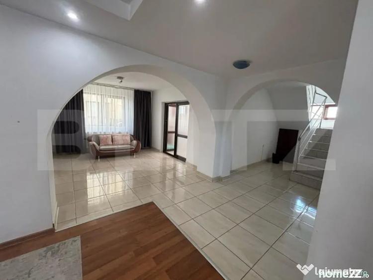 Casă cu 5 camere cu Teren 354 Mp în Micro 3