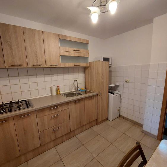 Garsonieră decomandată în Nicolina