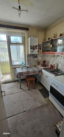 Vanzare 2 camere, 46 mp, Tractorul, zona 13 Decembrie - O. Goga - 3