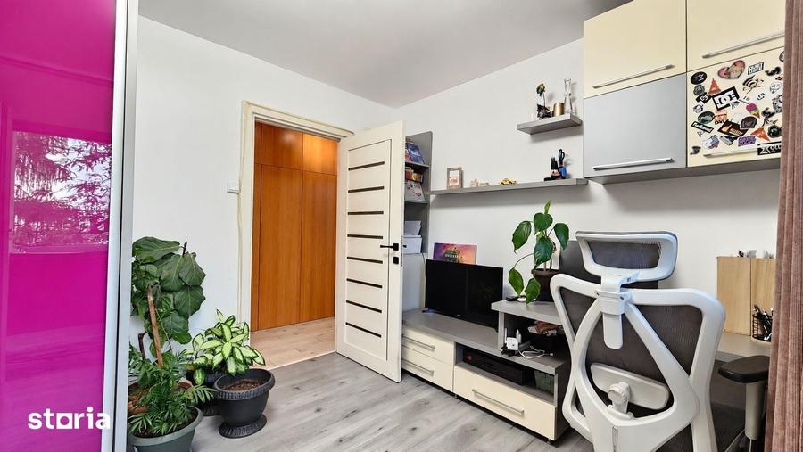 Apartament cu 3 camere, mobilat în Zorilor