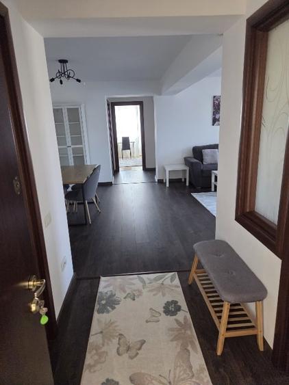 Apartament cu 3 camere semidecomandat, mobilat în Chitila