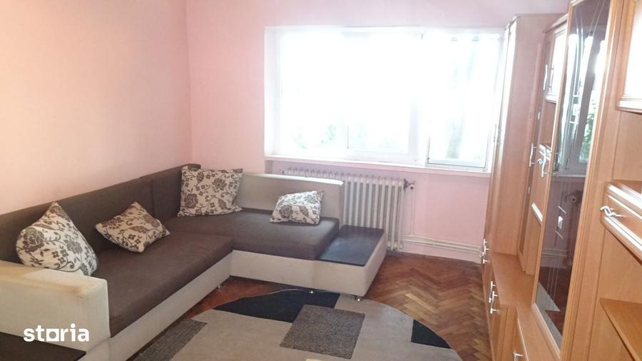 Apartament cu 2 camere semidecomandat în Gojdu