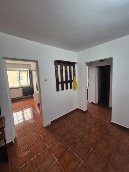 Apartament cu 2 camere decomandat în Mihai Bravu