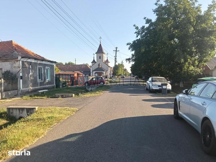 Teren de 735 mp, în Sânandrei