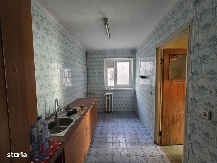 3 Camere Et.9/10 Bloc Reabilitat | Drumul Taberei - Metrou Brancusi - 8