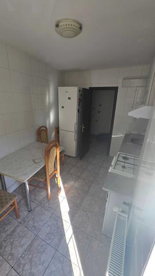 Apartament 3 camere decomandat de inchiriat zona Rahova - Petre Ispirescu 500 Euro/luna - 4