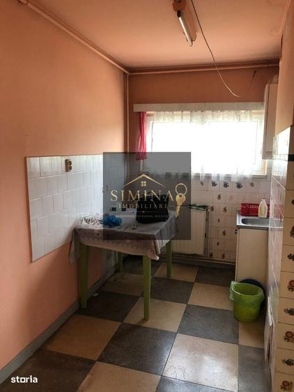 Apartament cu 3 camere în Dâmbu Pietros