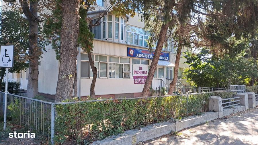 Spațiu comercial, de 150 mp, în Cornișa