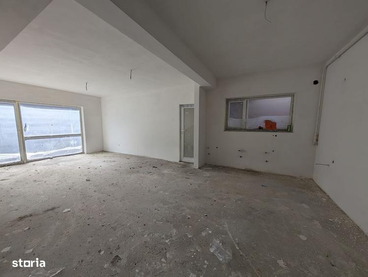 Casă cu 4 camere în Florești