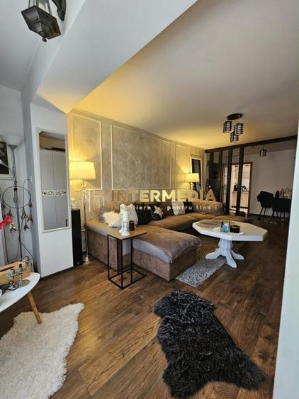 Apartament 3 camere CETATE Bulevard Etaj3 Renovat Total Mobilat Beci Parcare - 18