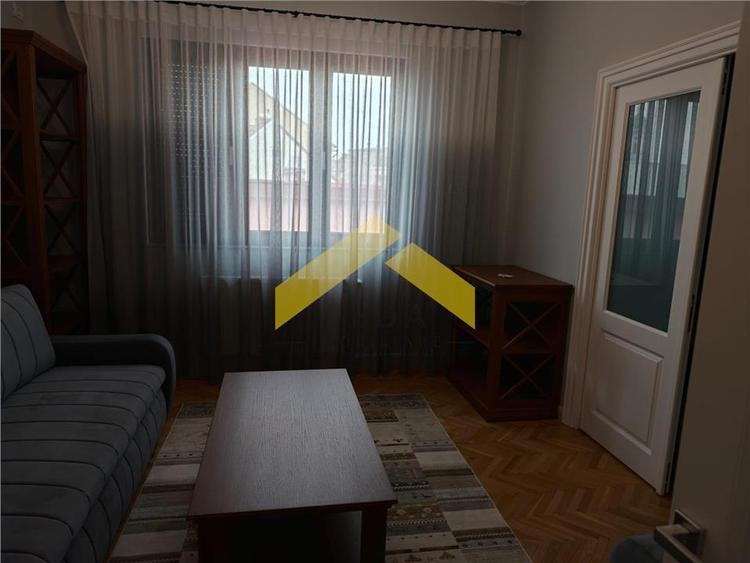 Apartament cu 4 camere decomandat în Ultracentral