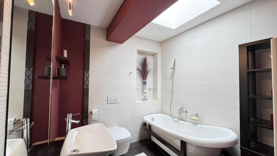 Apartament cu 3 camere, mobilat în Gheorgheni