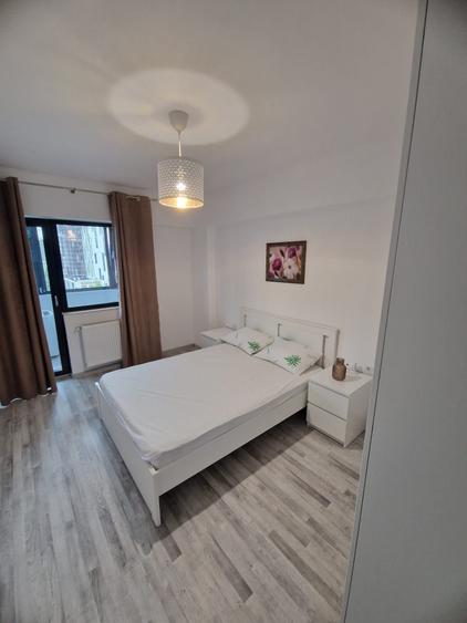 Apartament cu 2 camere decomandat în Valea Adâncă