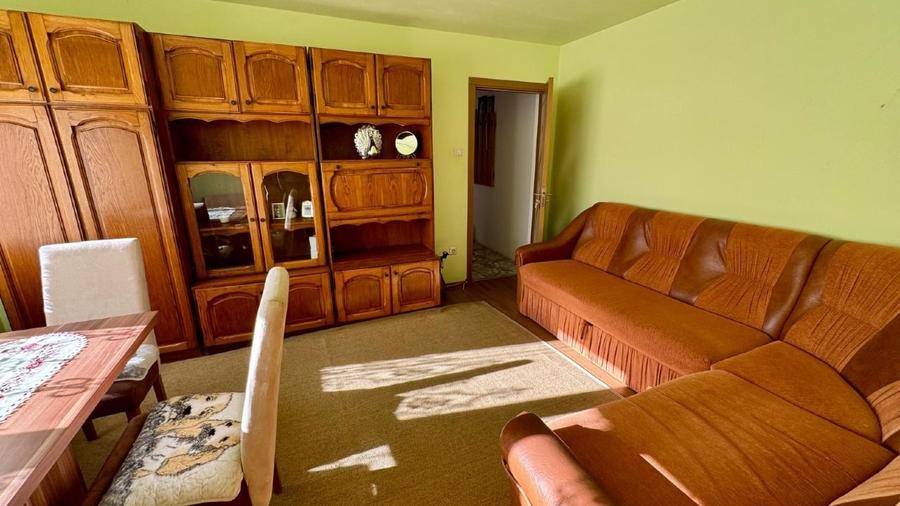 Apartament cu 2 camere nedecomandat, mobilat în 14 Mai